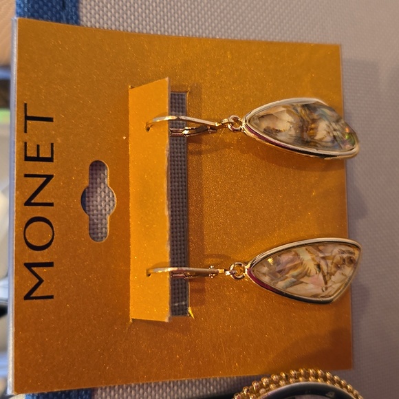 NAPIER/MONET FASHION JEWELRY GOLDTONE DANGLE & SILVERTONE HOOPS EARRINGS BUNDLE - Picture 6 of 11